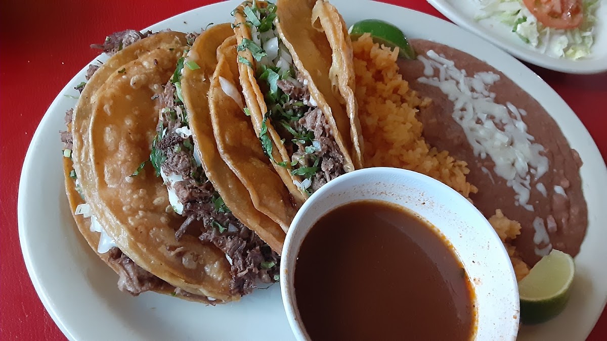 Mi Pueblo Mexican Restaurant and Bar