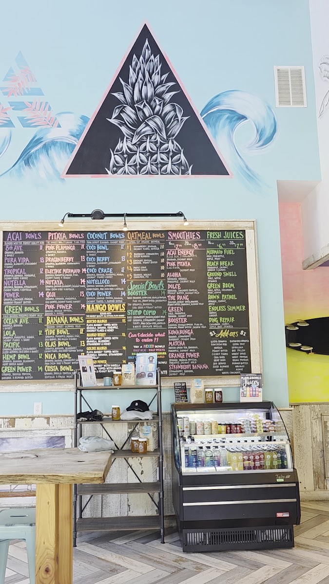 Playa Bowls menu board