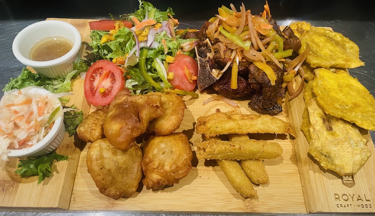MK 463 Restaurant & Bar