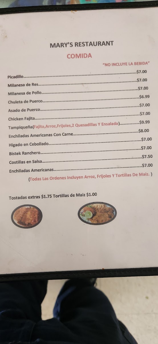 Doña María menu board