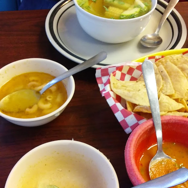 Caldito de Pollo