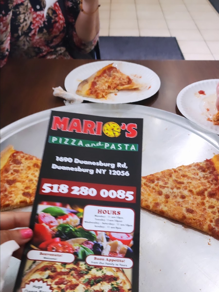 Mario’s pizza and pasta menu board