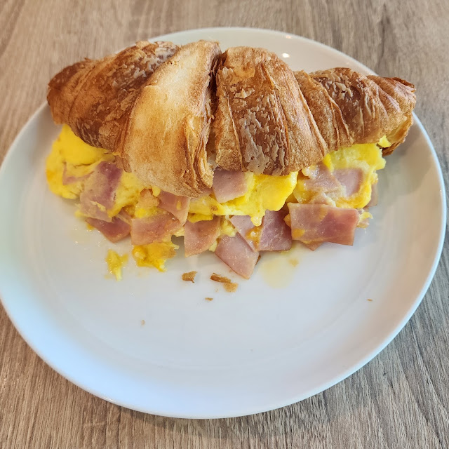 Breakfast Sandwich