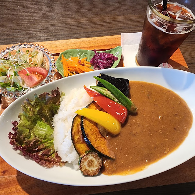 夏野菜フルーツカレーセット