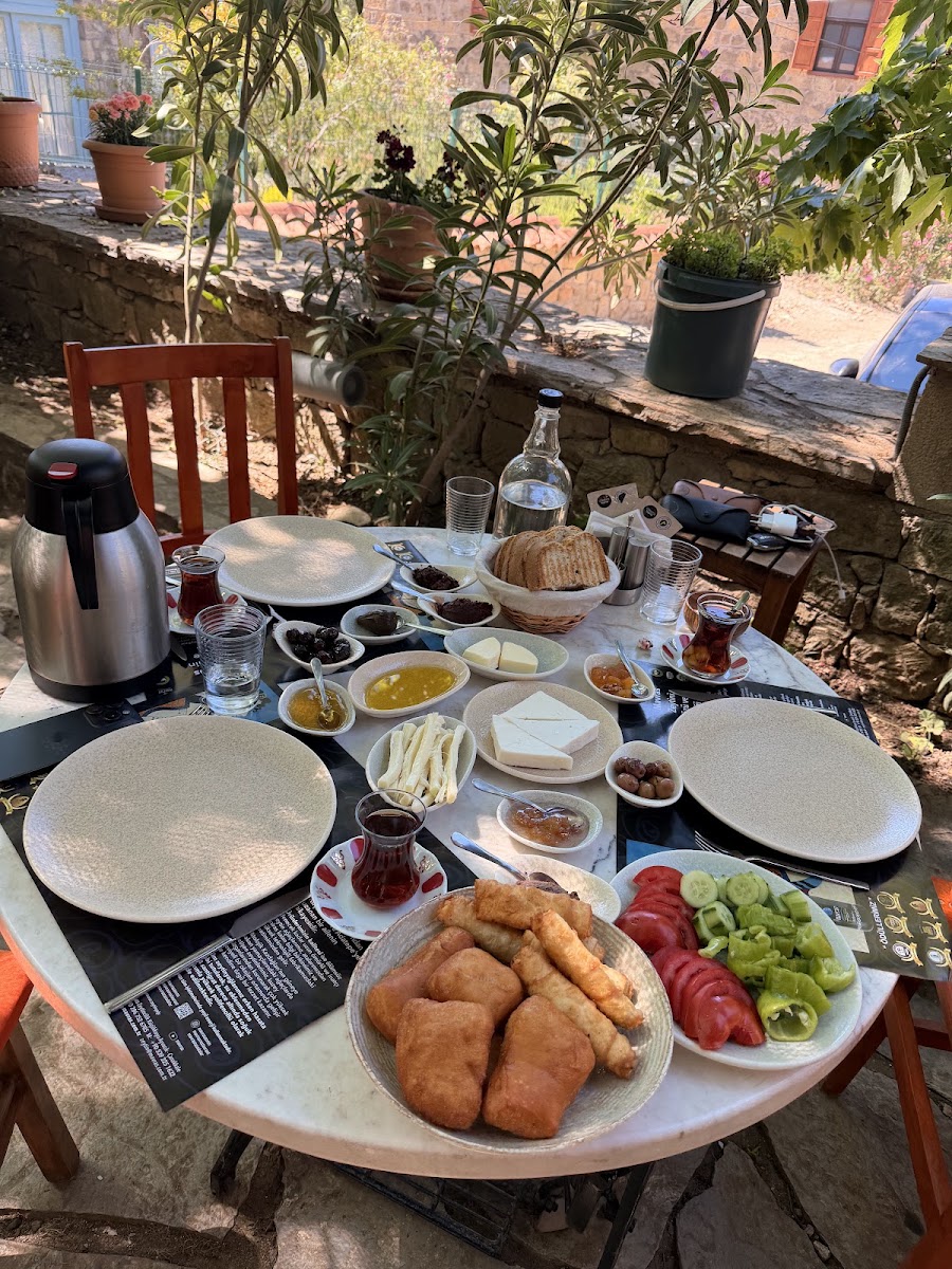 Mavras Restaurant