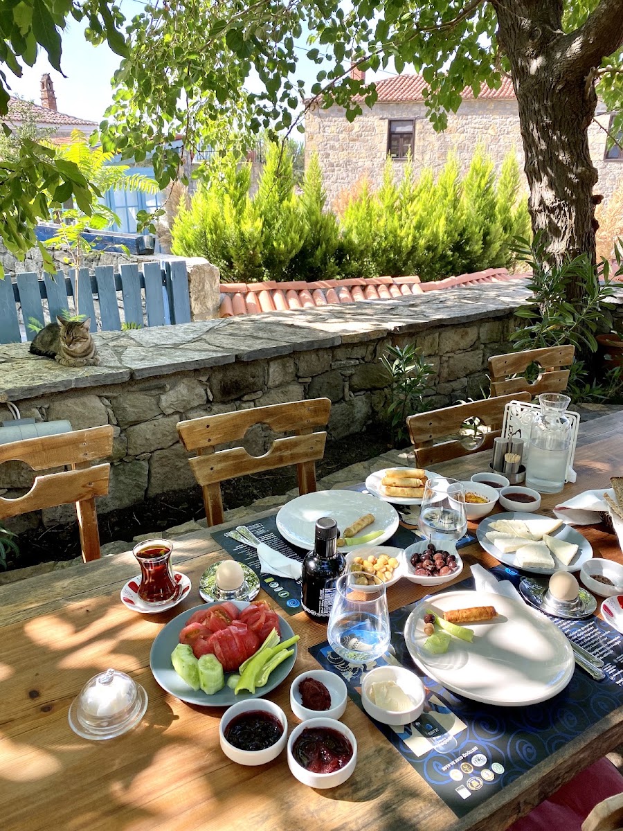 Mavras Restaurant