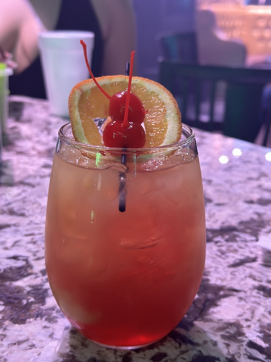 Masheratti Lounge & Grill