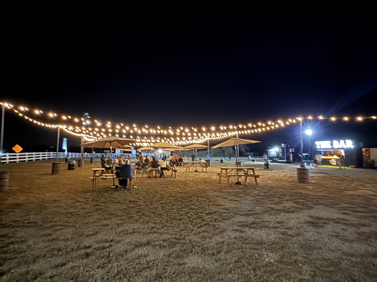 Los Compas Food Park & The Bar