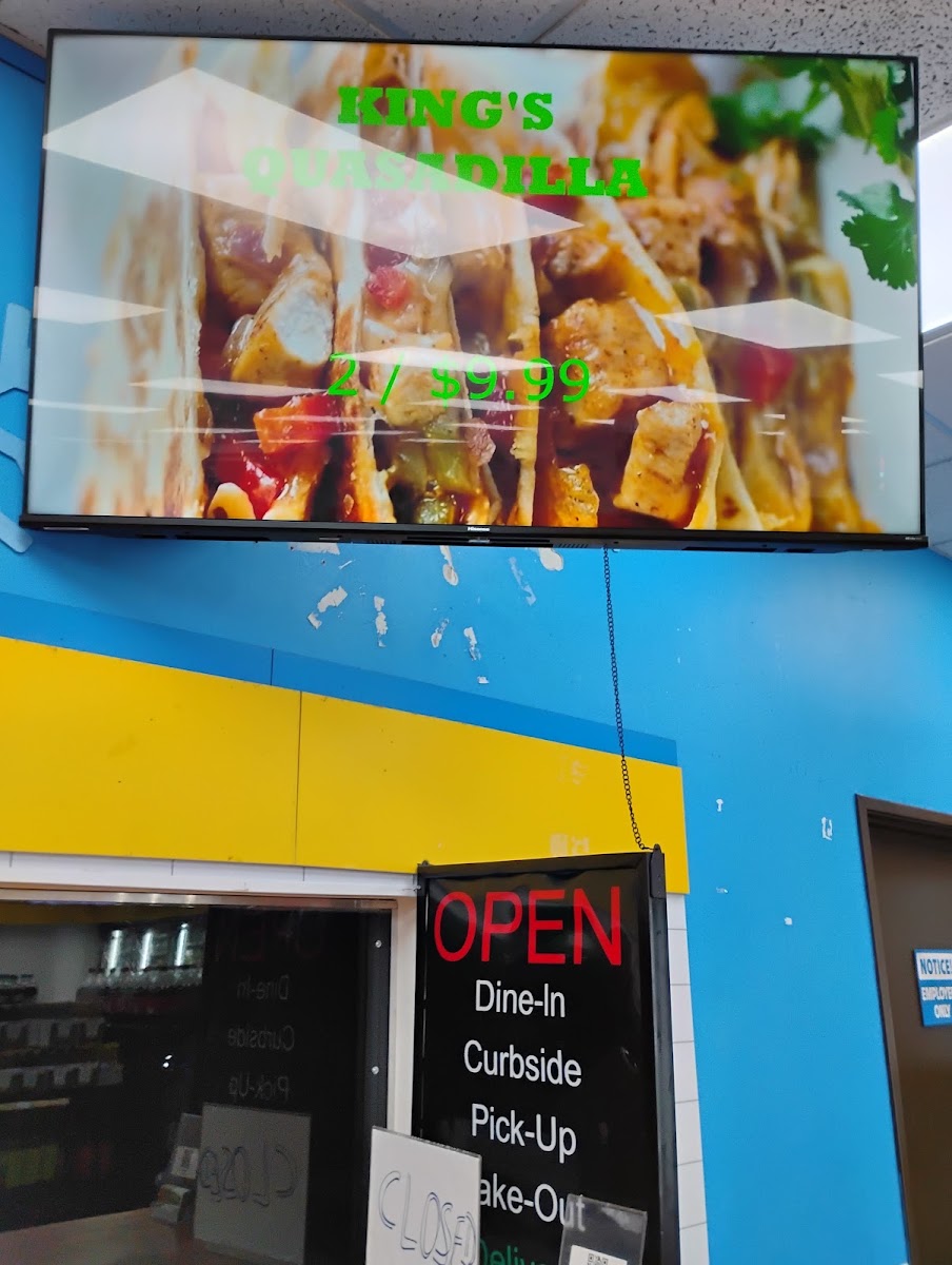 Uncle G'z Flavors menu board