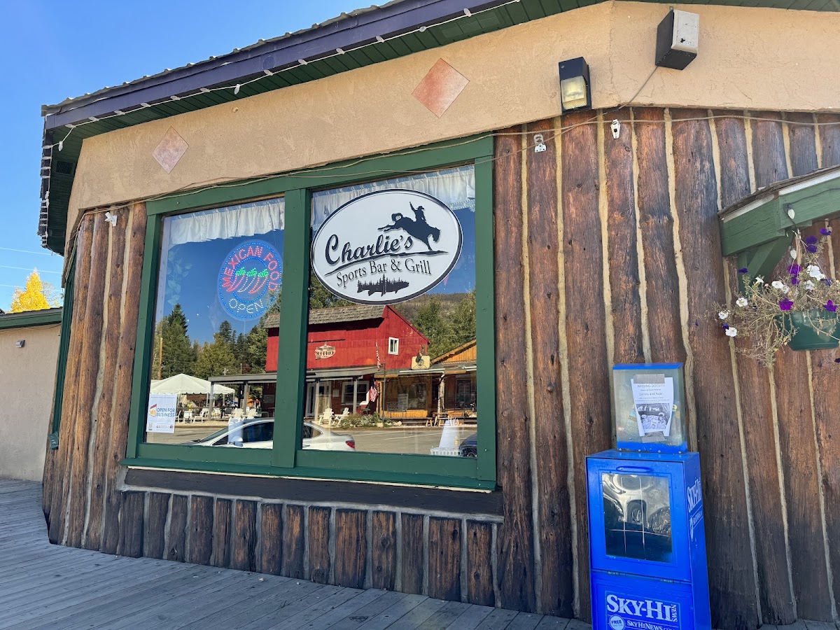 Charlie's Sports Bar & Grill