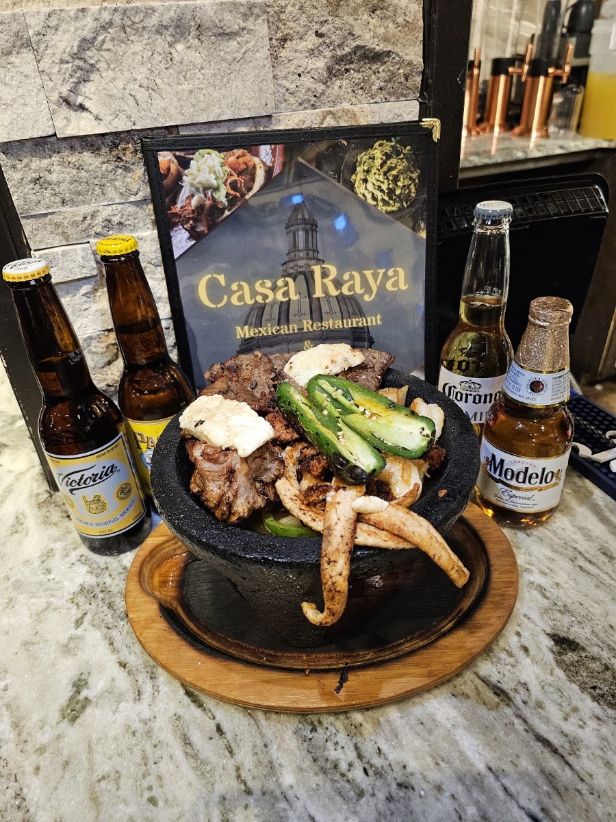 Casa Raya Mexican Restaurant & Taqueria