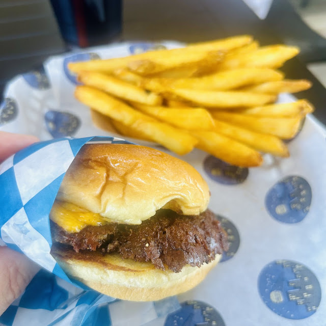 Kid Slider w Fries