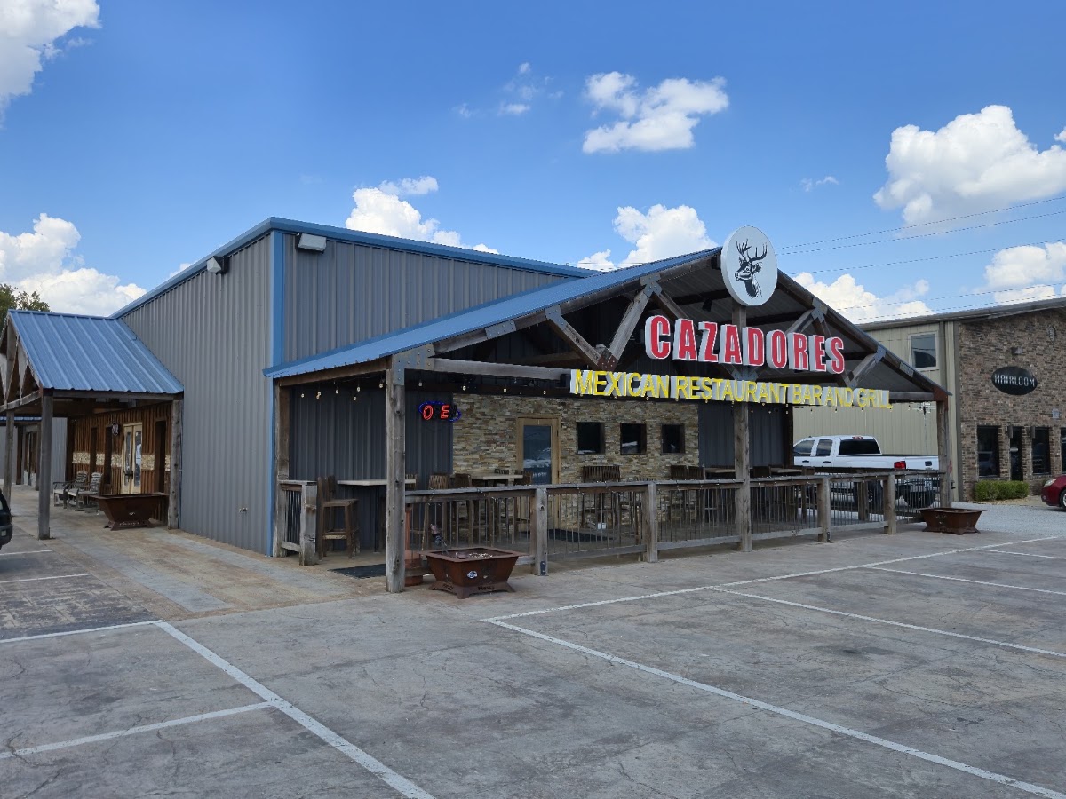 Cazadores Bar & Grill | Mexican
