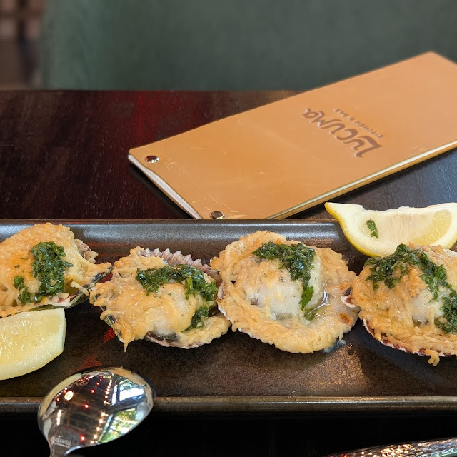 Conchitas A la Parmesana