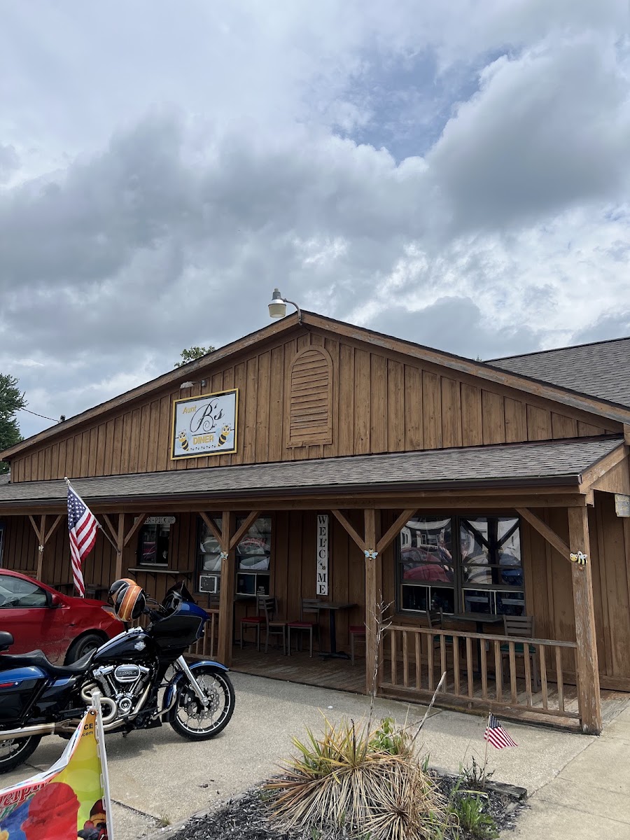 Aunt B's Diner