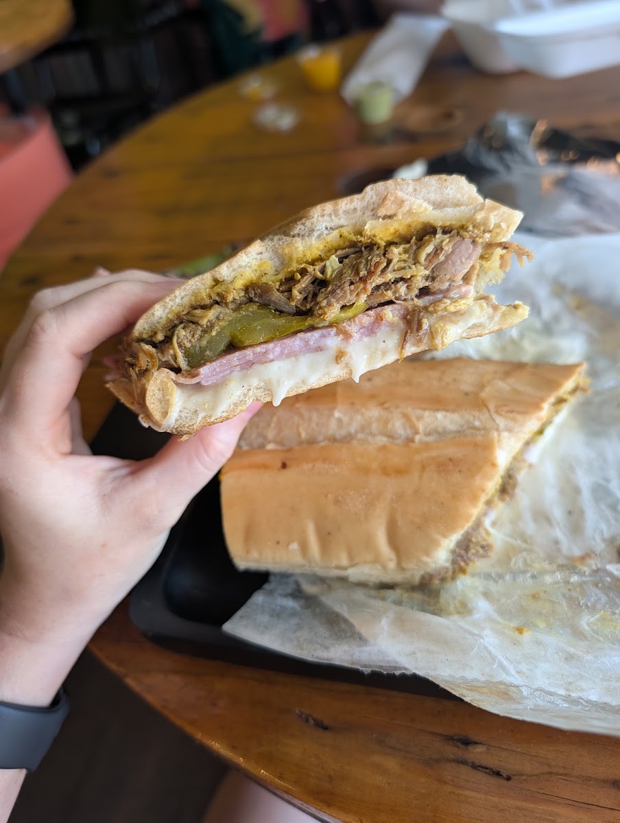 Roll-In Cuban