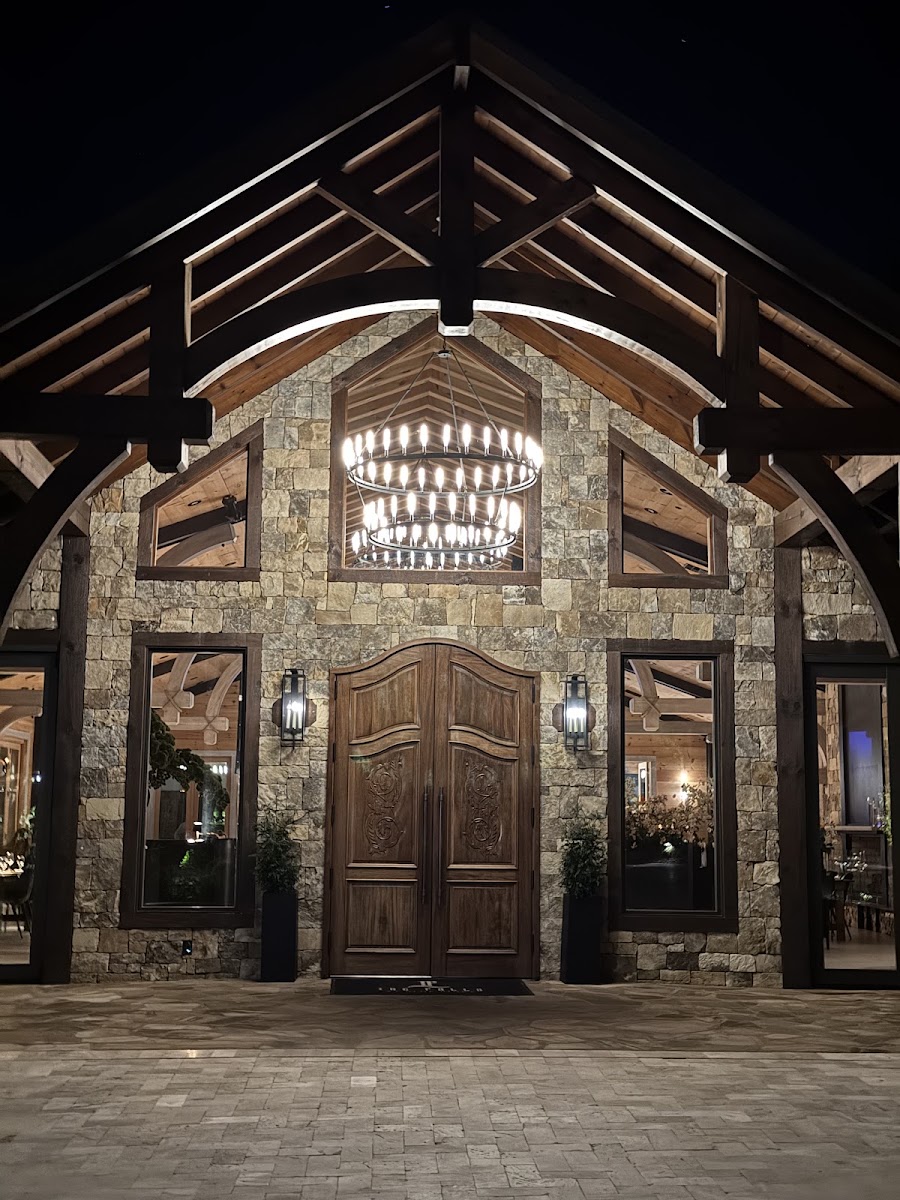 The Falls at Blue Ridge | Restaurant