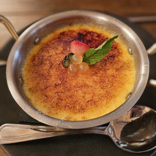 Passion Fruit Crème Brûlée