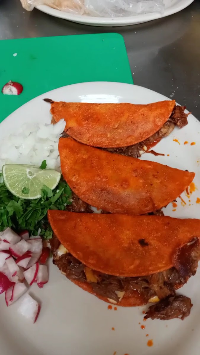 Taquería Club Los Regios