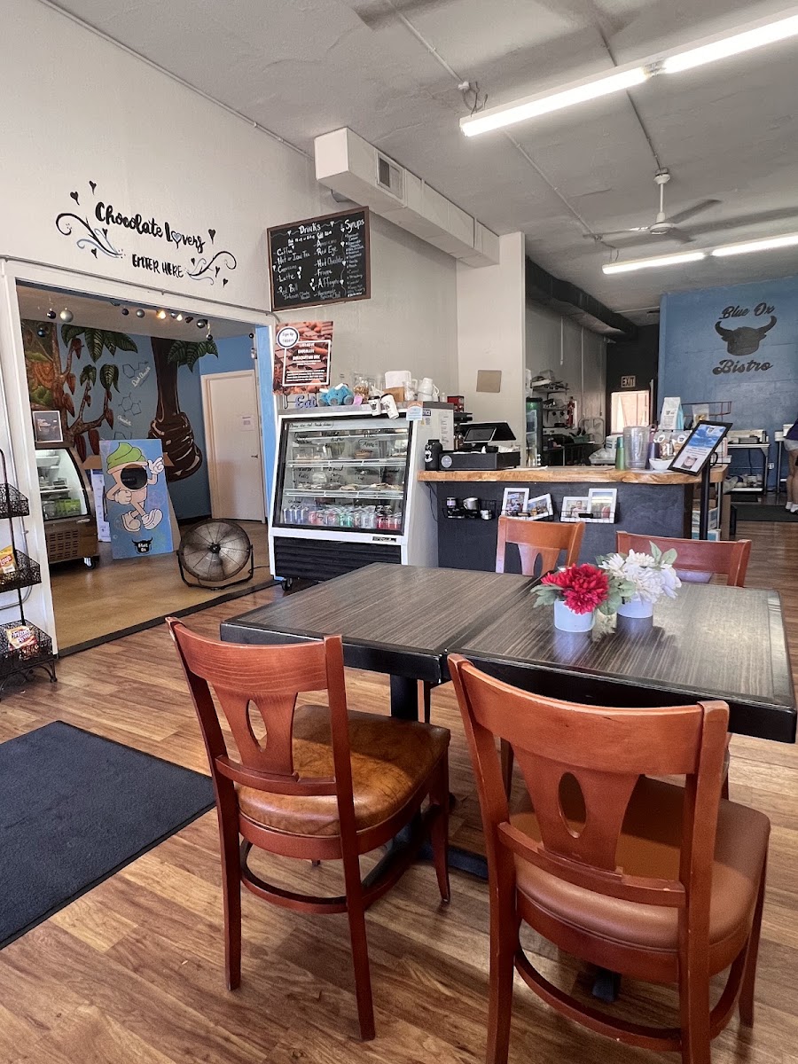 Blue Ox Bistro, Ice Cream Parlor, and Chocolates