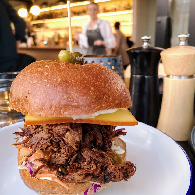 Pulled Beef Burger