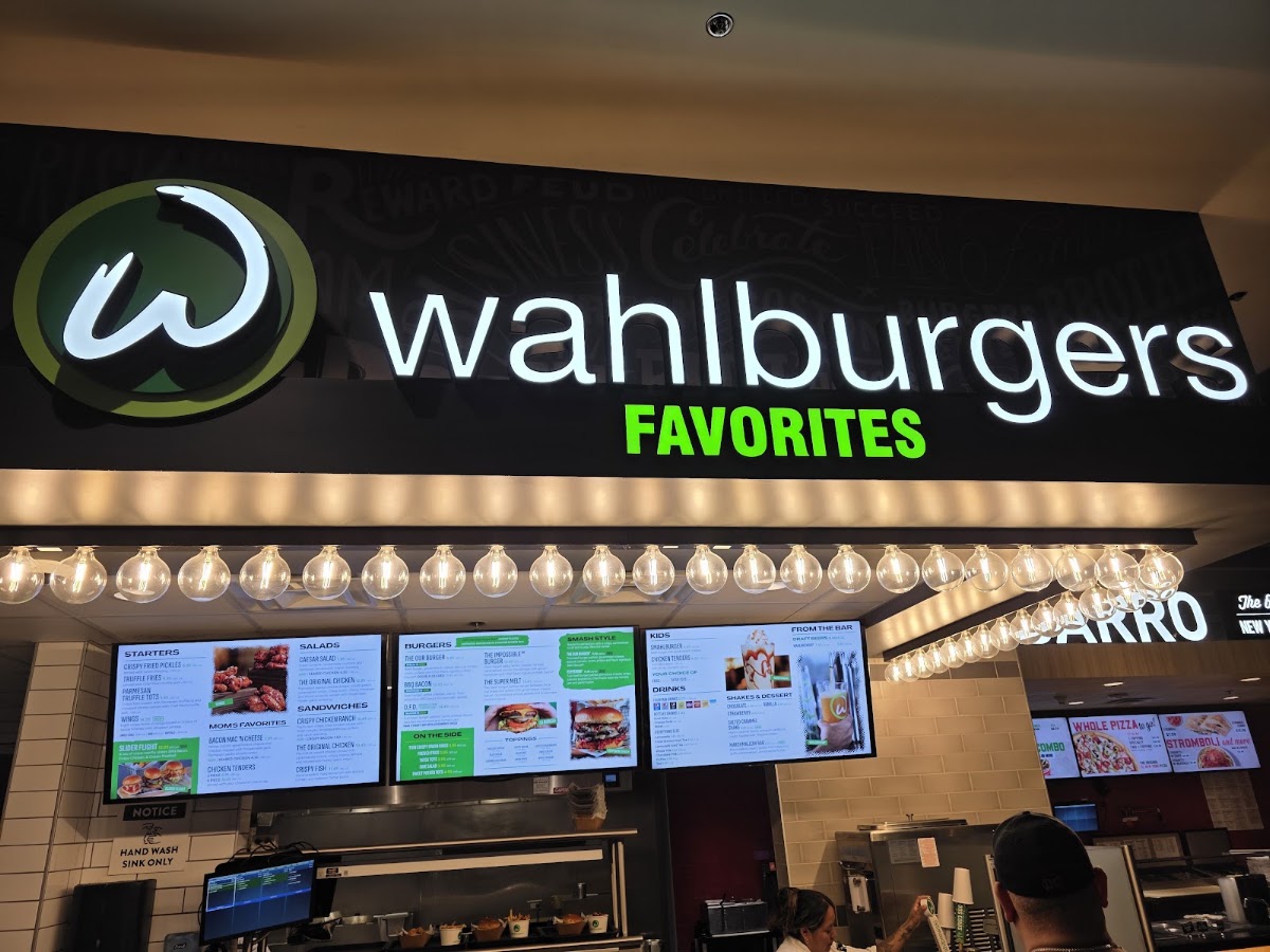 Wahlburgers
