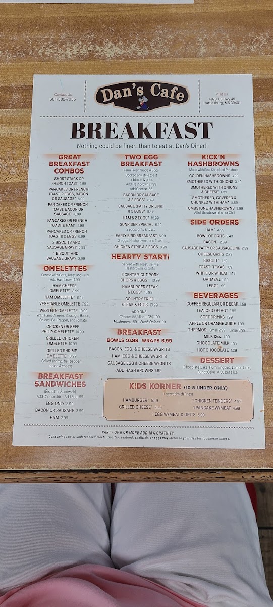 Dan's Cafe menu board