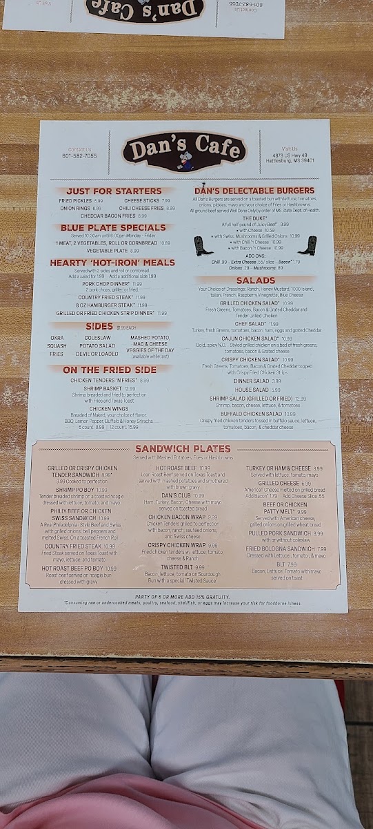 Dan's Cafe menu board