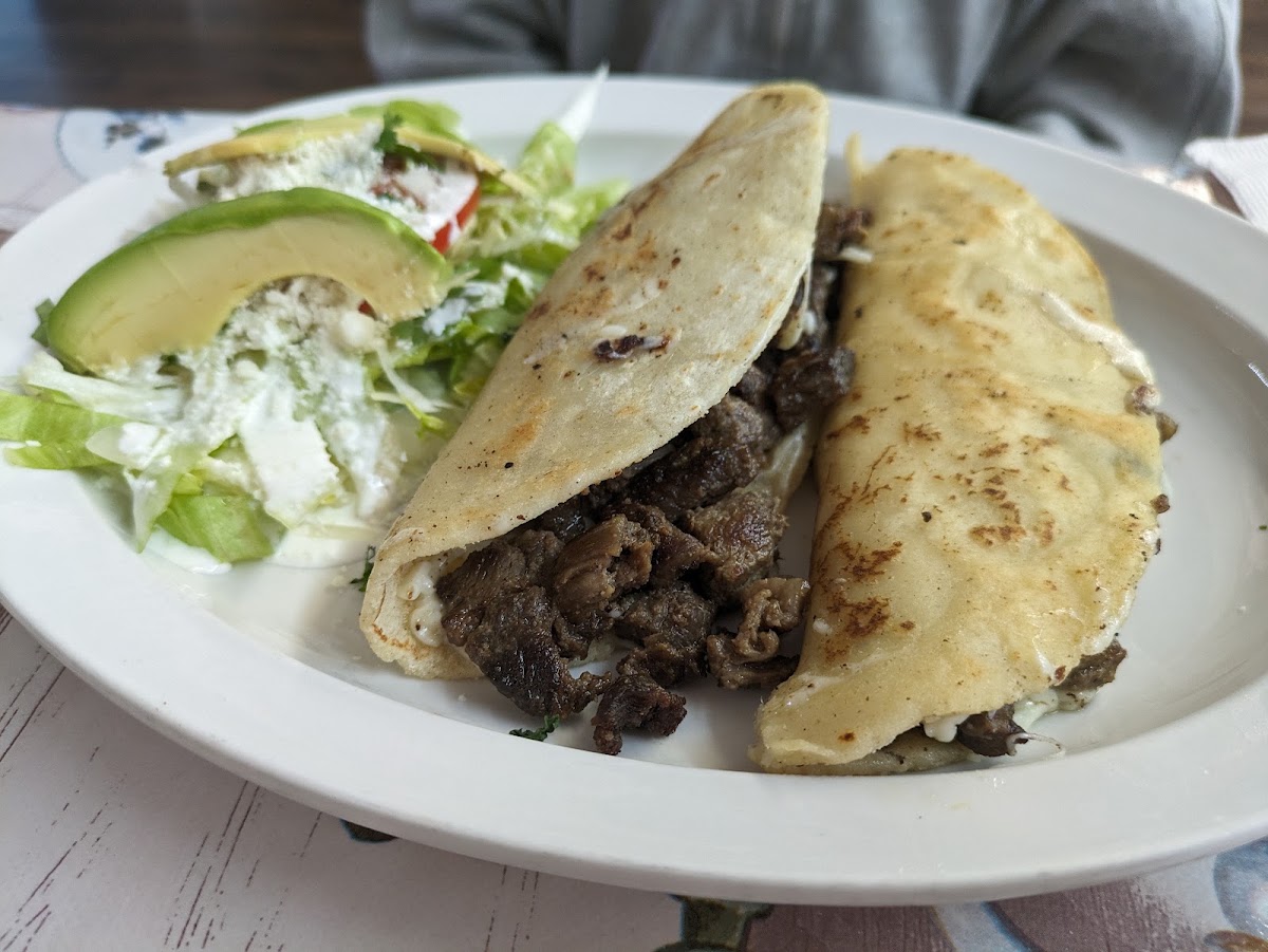 Antojitos Mexicanos