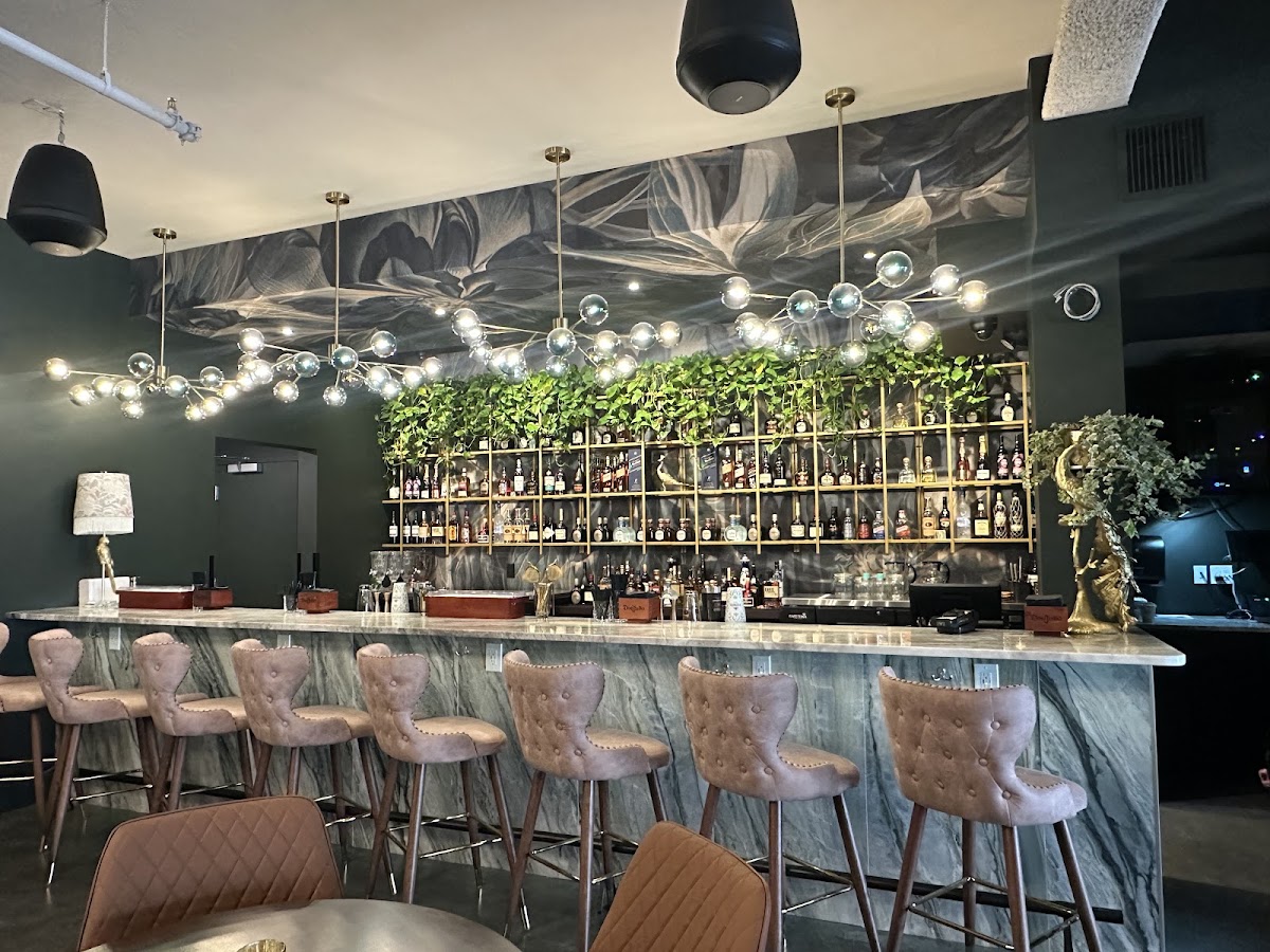 CAFETERIA Food Hall