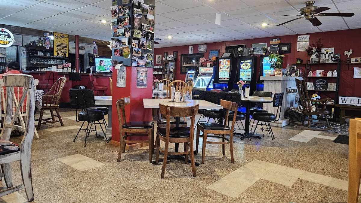 The Farmhouse Restaurant and Bar