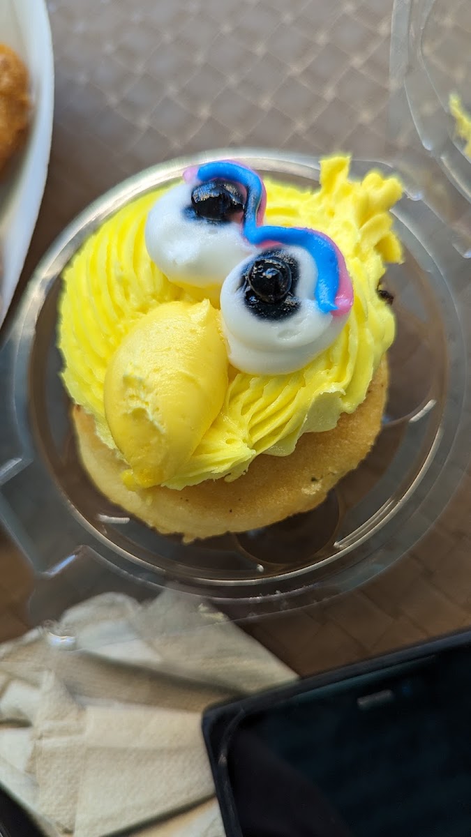 Big Bird's Burgers & Bites