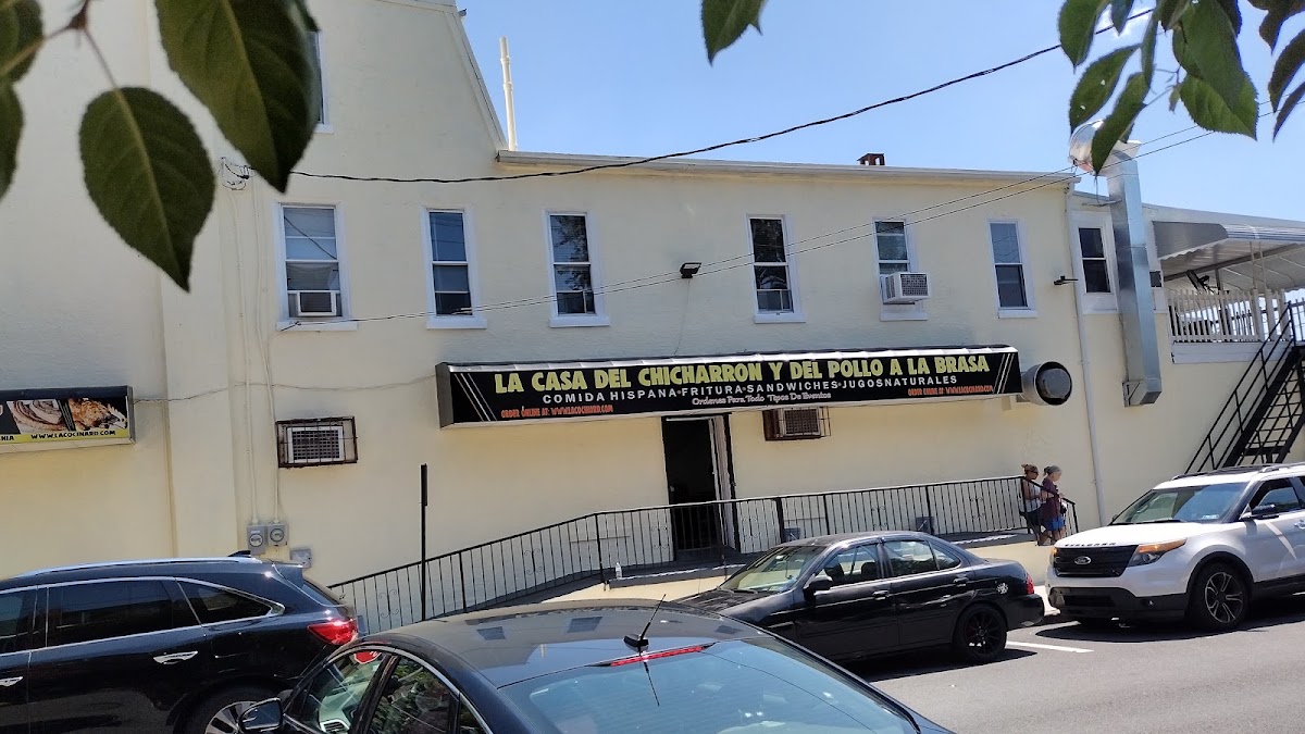 La Casa Del Chicharron Y Del Pollo Rotizado