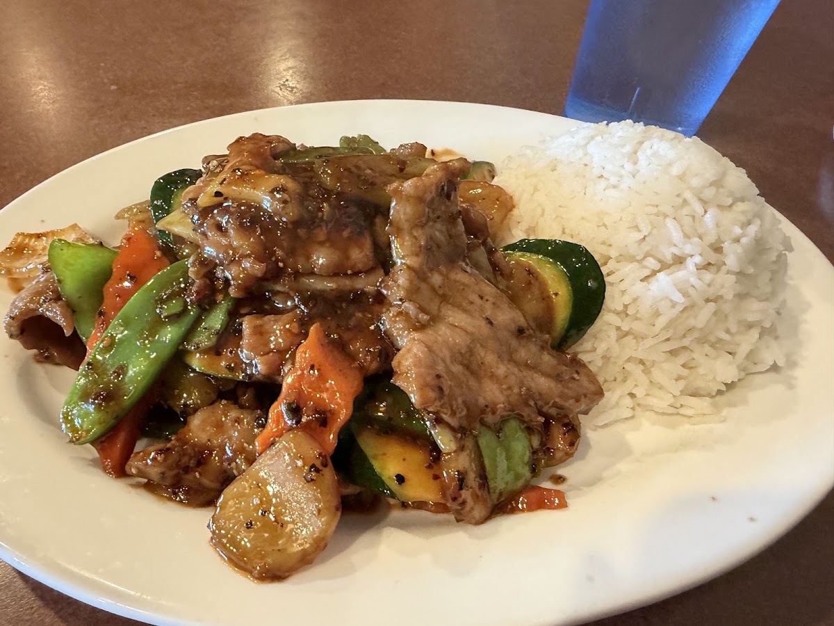 New Dragon | Chinese Restaurant and Lounge