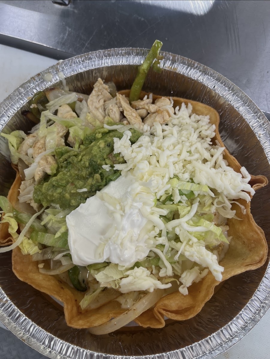 Tres Amigos