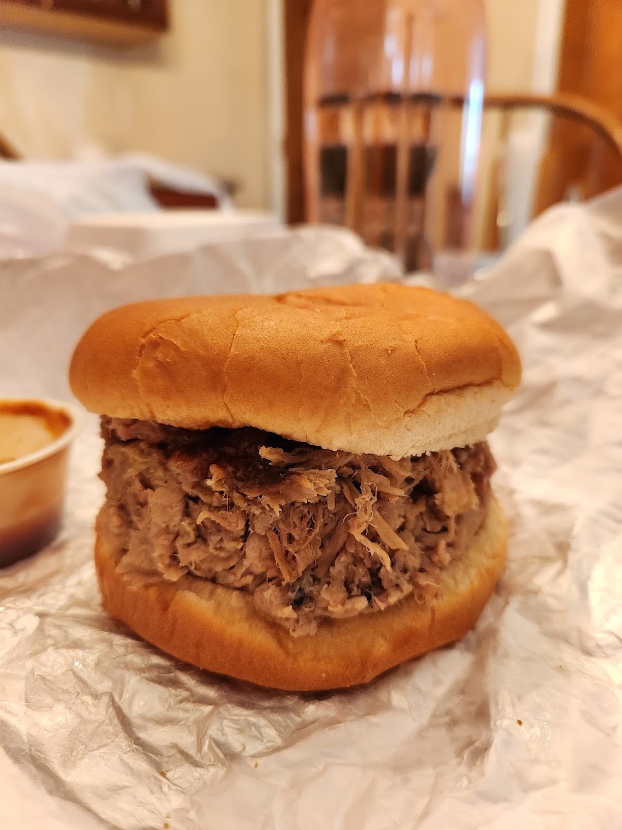 Papaw's Trading Post Bac-Yard BBQ