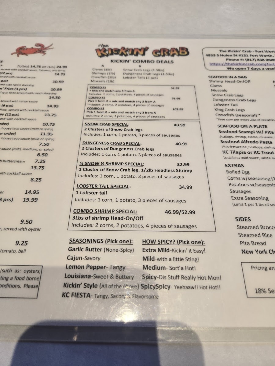 The Kickin’ Crab Fort Worth menu board