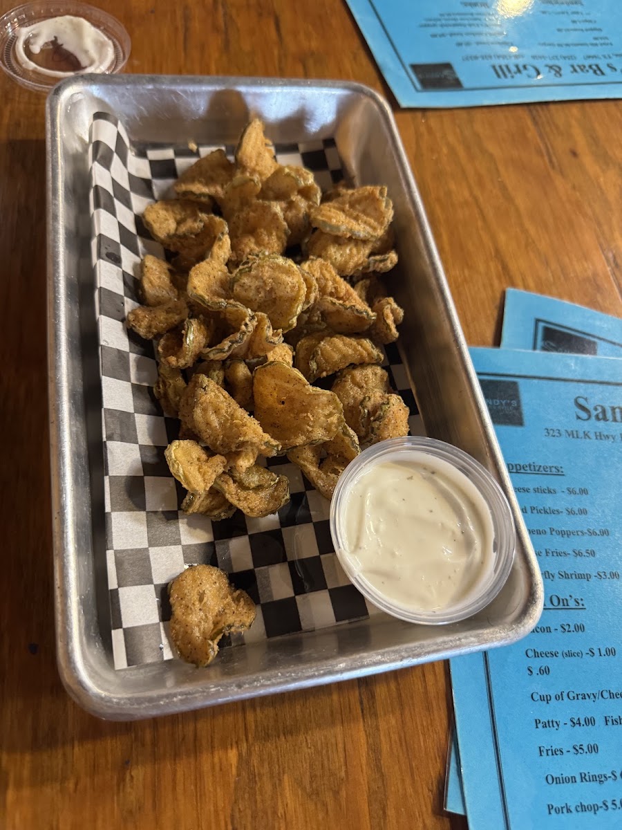 Sandy’s bar & grill menu board