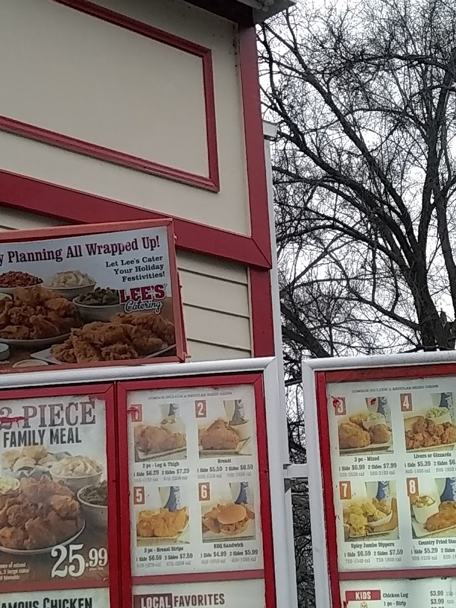 Lee's Famous Recipe Chicken menu board
