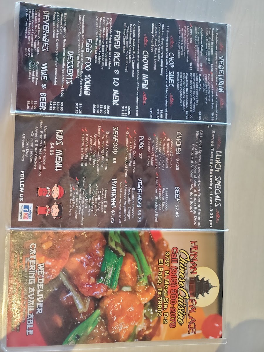 Hunan Palace menu board