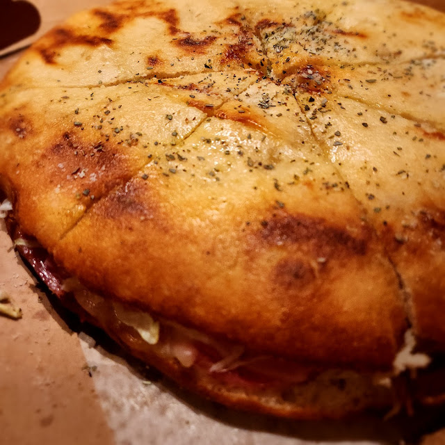 Hoagie Pizza