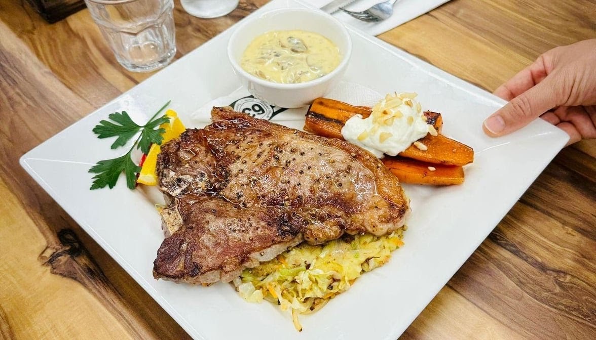 Cafe 63 Willows