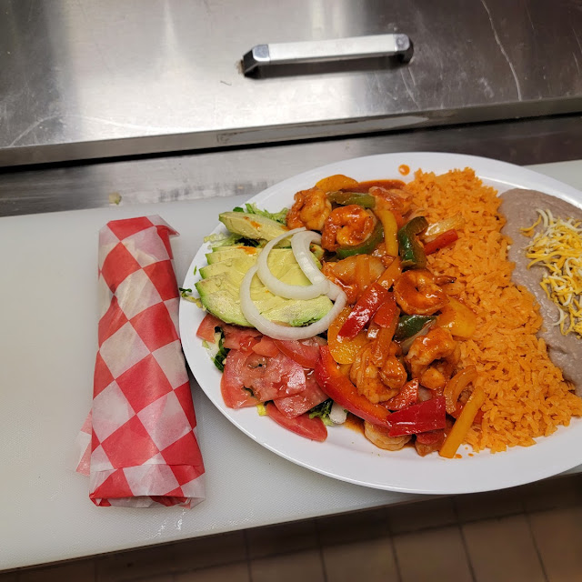 Adobada Combo Plate
