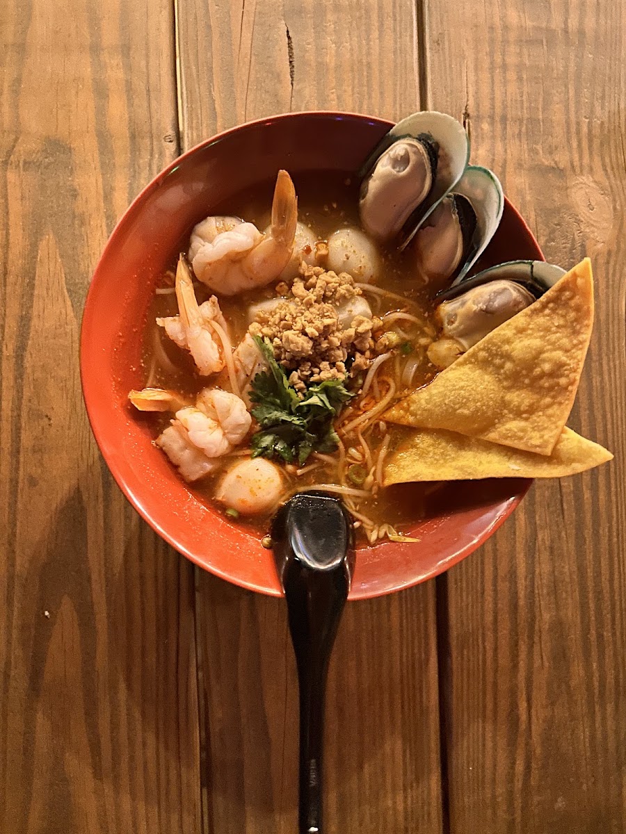 Noodle House by Royal Thai Cuisine (2 You)