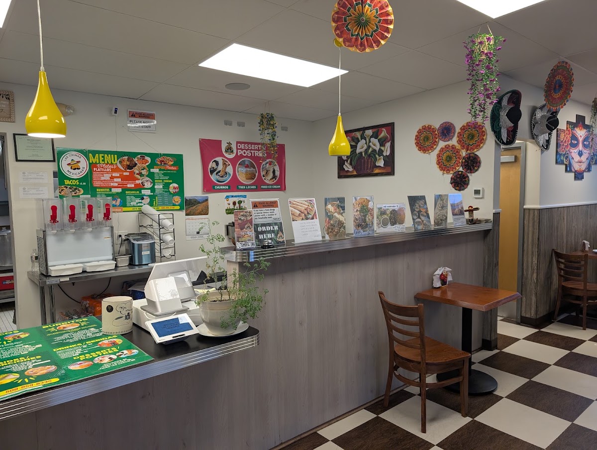 Las Cocinas y Taqueria Mexicana