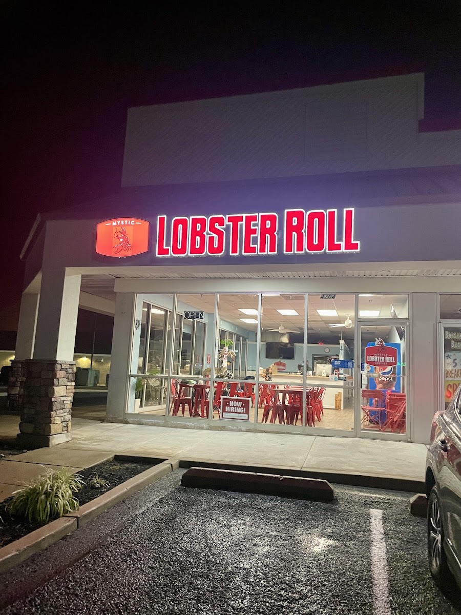 Mystic Lobster Roll Co. Brigantine