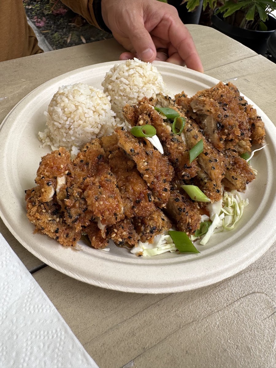Tante's Local Grindz