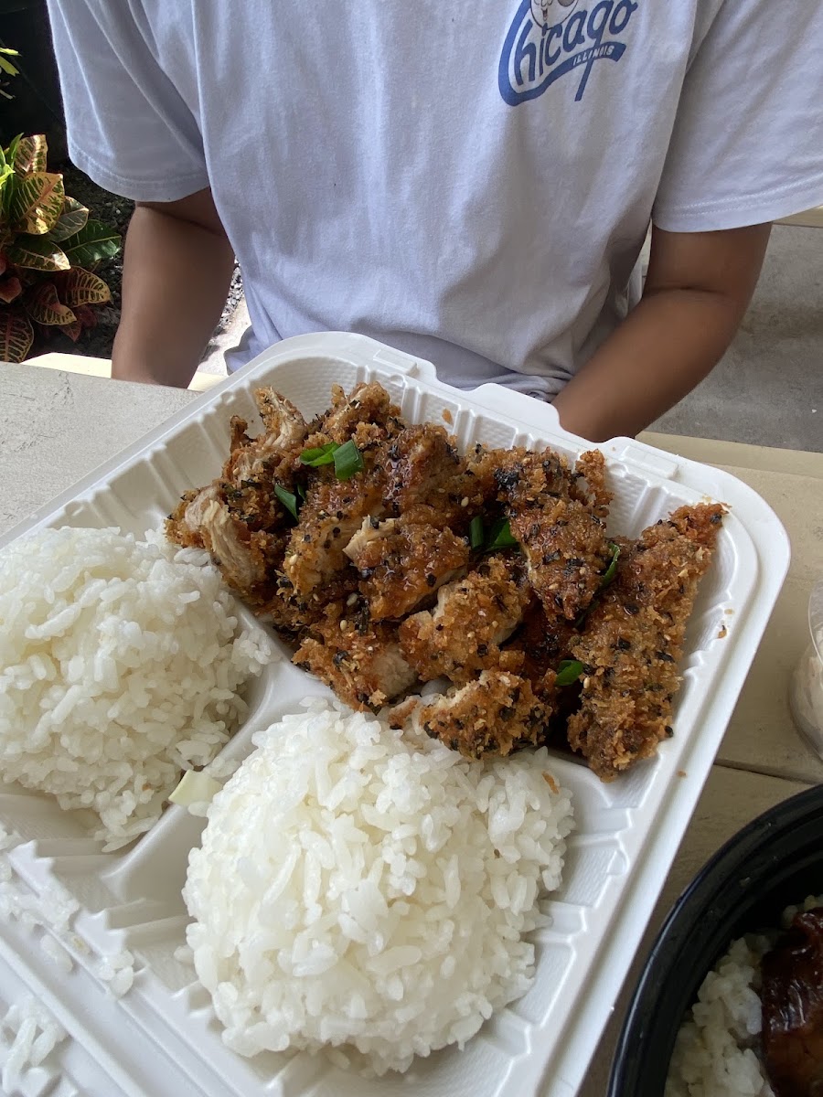 Tante's Local Grindz