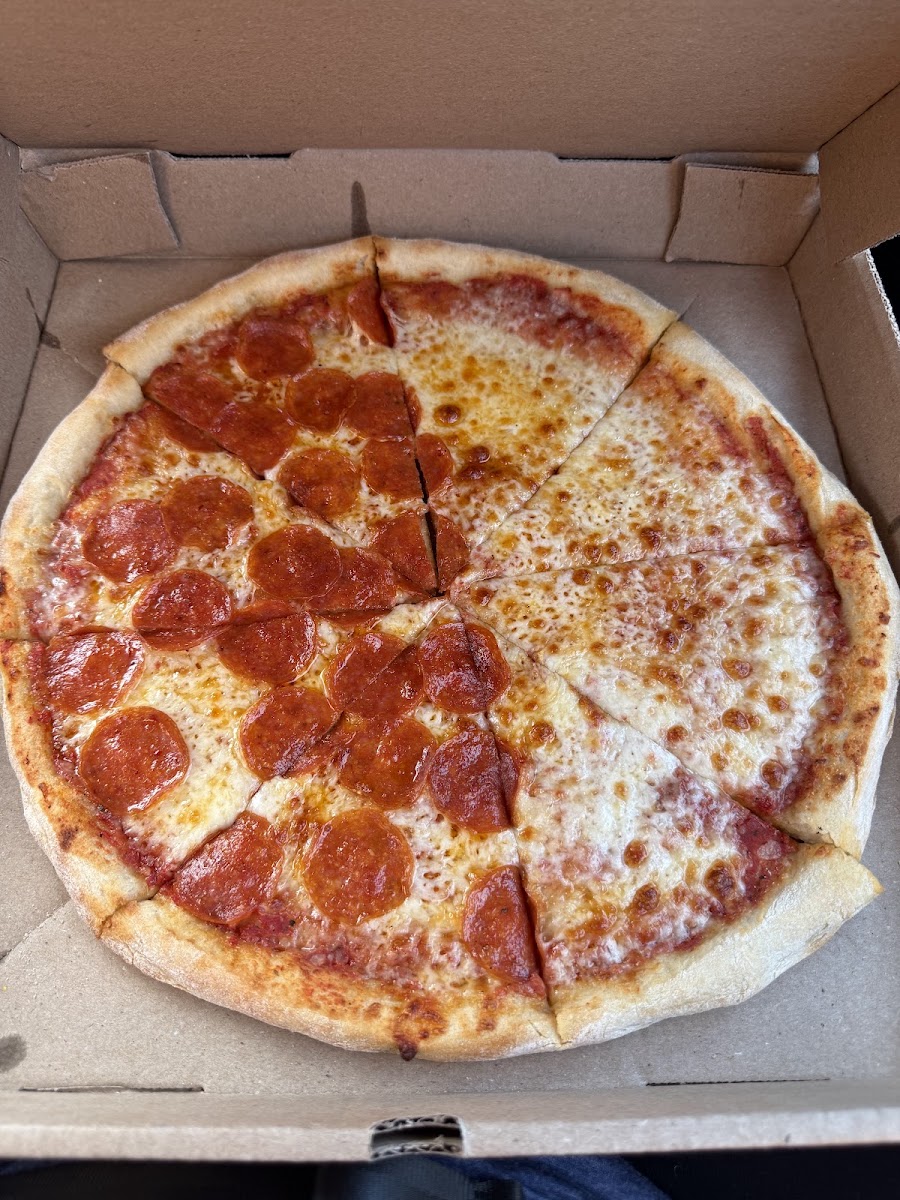 Johanzel Pizza