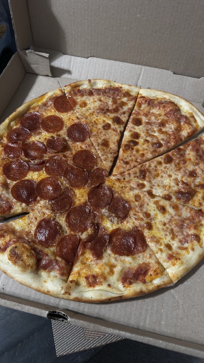 Johanzel Pizza